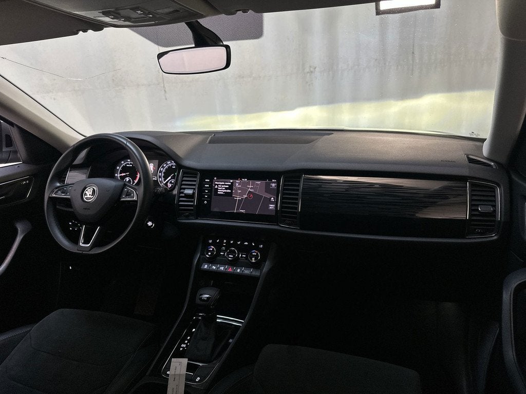 Skoda Kodiaq 1.5 TSI DSG Business Edition Plus 7p. 360 Camer, Auto's, Skoda, 4 cilinders, 7 stoelen, Origineel Nederlands, Bedrijf