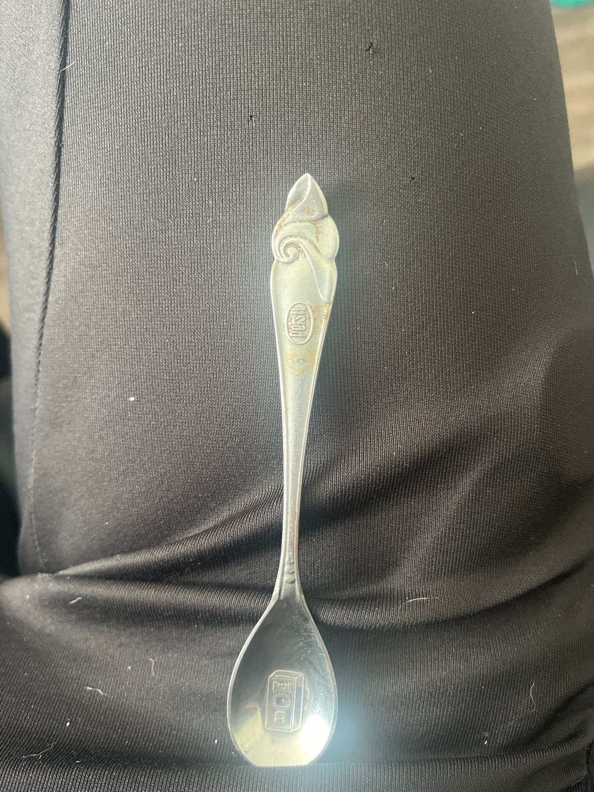 Vintage Zilveren Lepeltje met Reliëf en Merk, Ophalen of Verzenden, Zilver