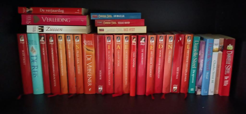 Vele Danielle Steel boeken €1 p.st, Ophalen of Verzenden, Zo goed als nieuw