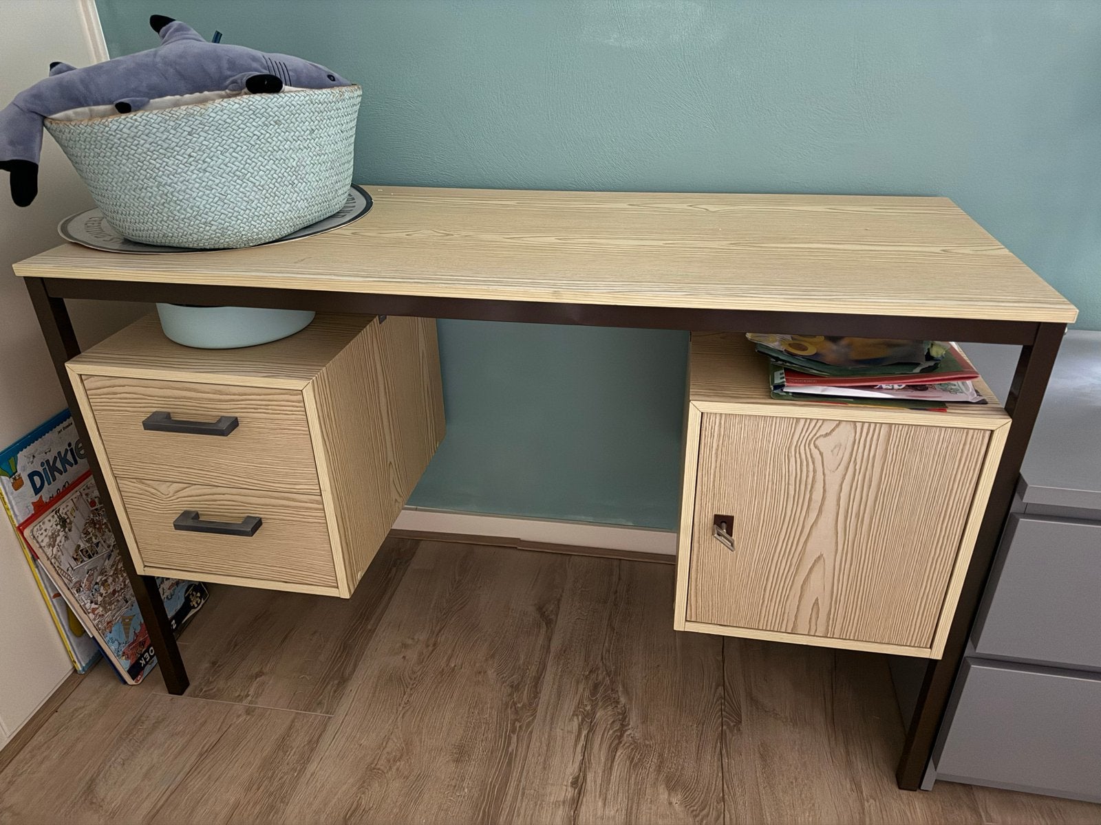 bureau houtkleur, Ophalen, Bruin, Zo goed als nieuw, Computerbureau