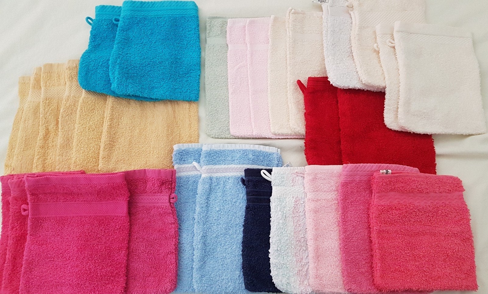 30 washandjes, Ophalen of Verzenden, Gebruikt, Overige kleuren, Overige typen