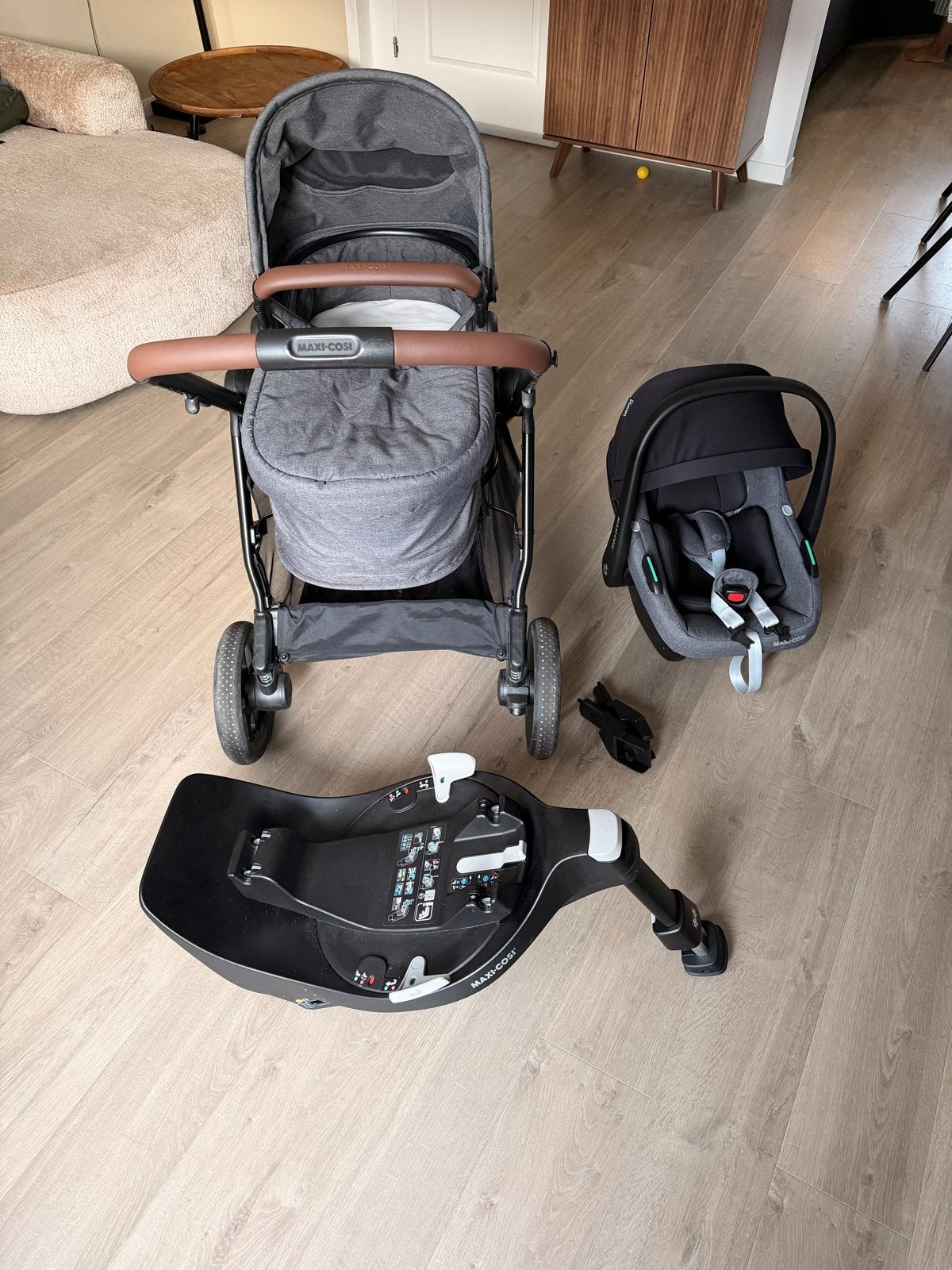Maxi-Cosi kinderwagen, autostoel en Isofix base, Verstelbare rugleuning, Ophalen of Verzenden, Zo goed als nieuw, Isofix