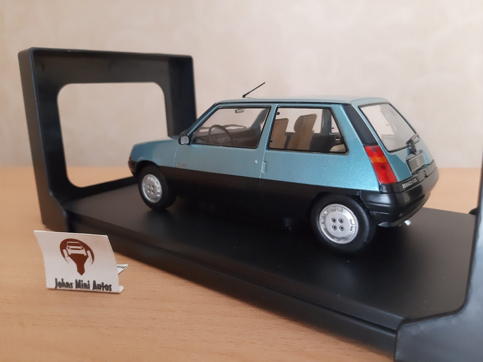 Renault 5 GTL 1985 Lichtblauw-Metallic van Whitebox 1:24, Hobby en Vrije tijd, Modelauto's | 1:24, Overige merken, Auto, Nieuw