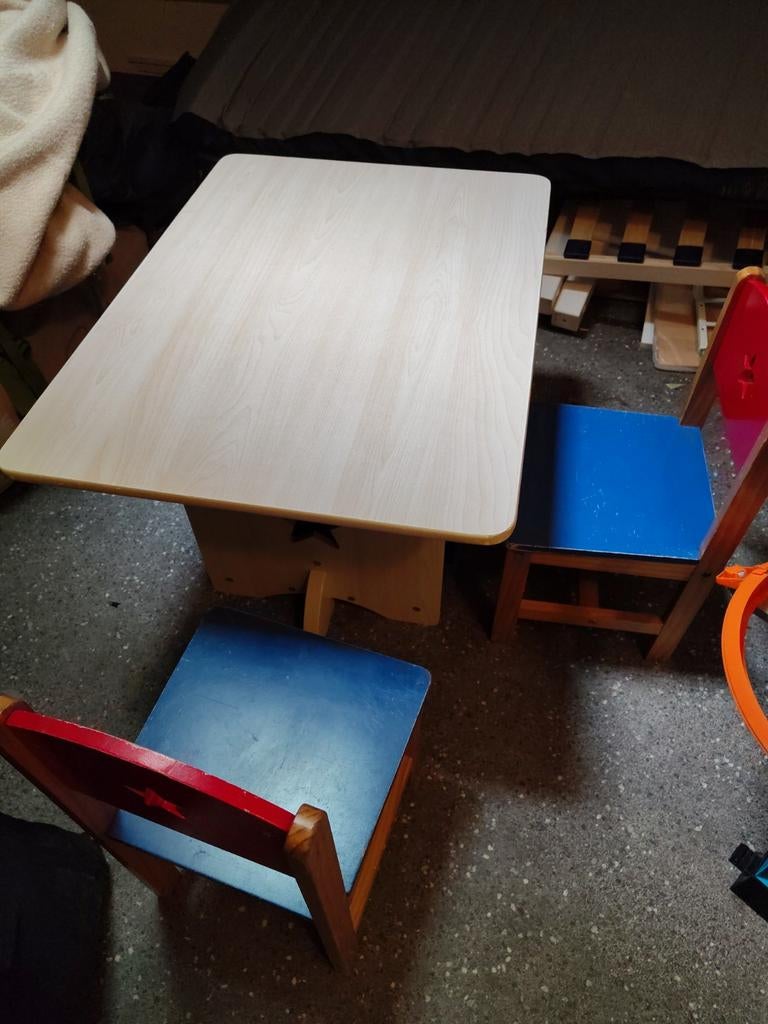 Kinder speeltafel met stoeltjes en opbergbakken, Ophalen, Gebruikt