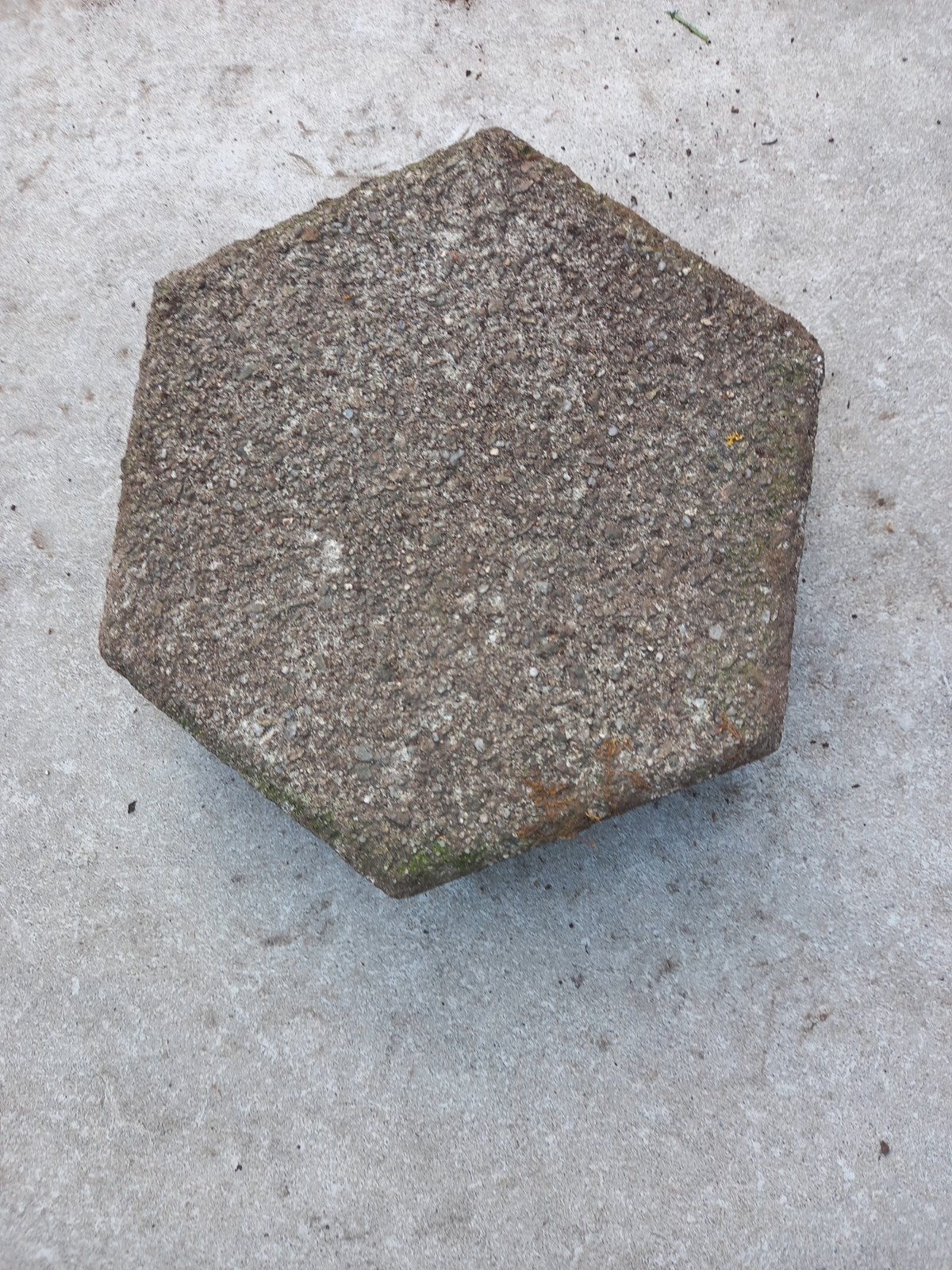 Zeshoekige betontegel 22,5 cm doorsnee, 8 cm dik, Ophalen, Beton, Terrastegels