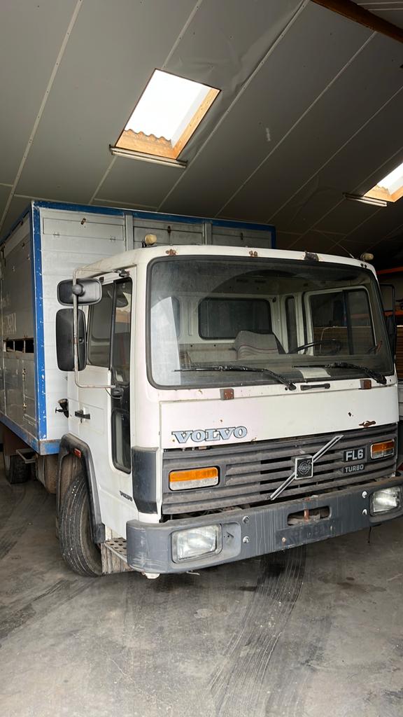 Vee wagen. Vrachtwagen.