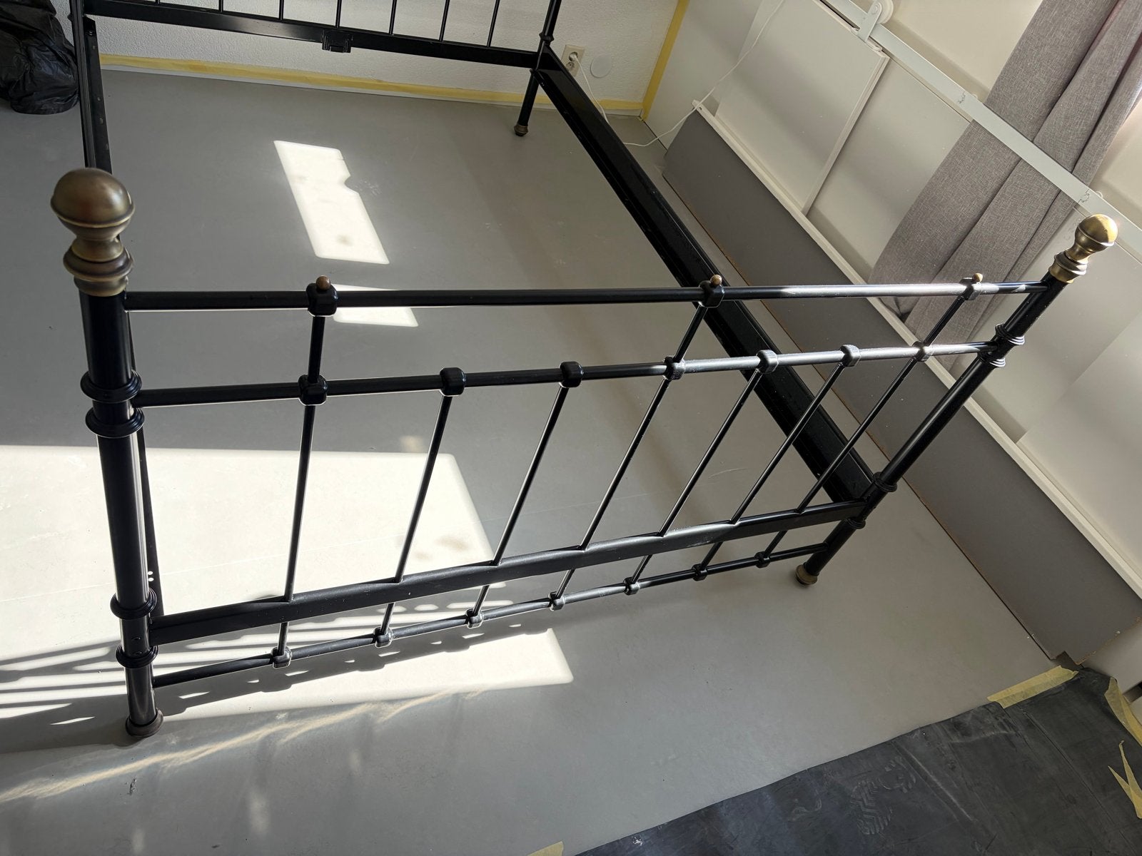IKEA bedframe met lichte gebruikersschade, Ophalen, Gebruikt, Zwart, Tweepersoons