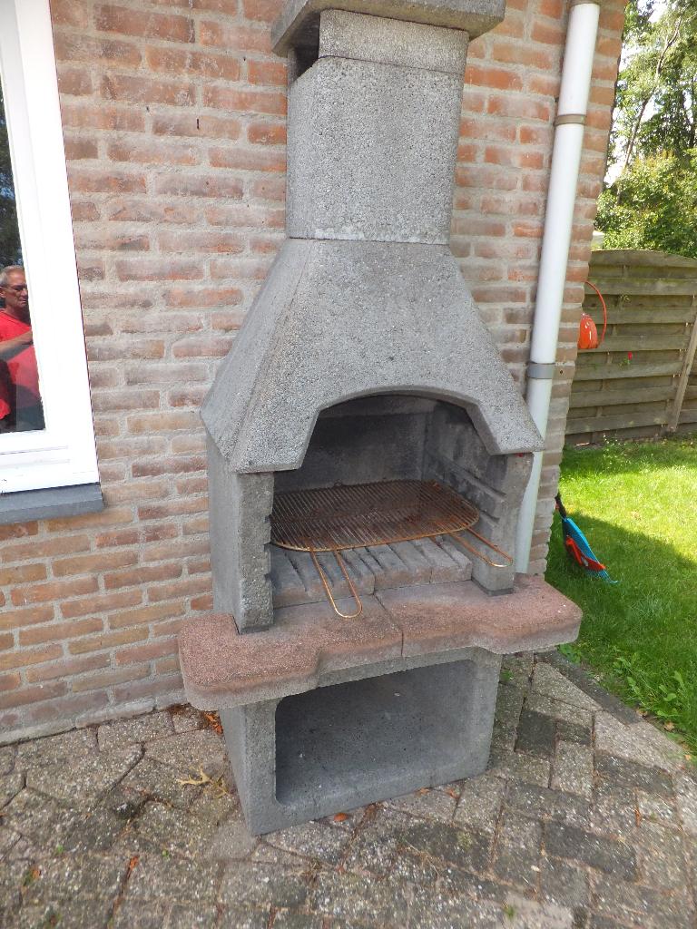 Stenen BBQ, grilplaats, buiten BBQ (a36)5, Ophalen, Gebruikt