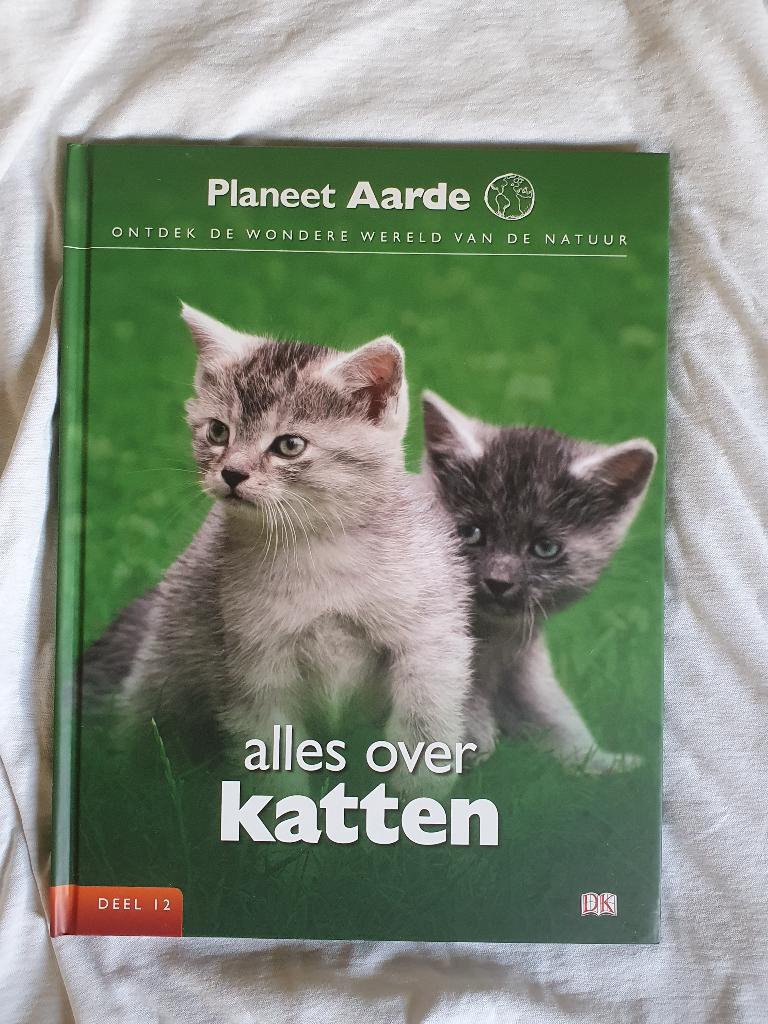 Planeet Aarde - Alles over Katten, Boeken, Ophalen of Verzenden, Zo goed als nieuw, Katten
