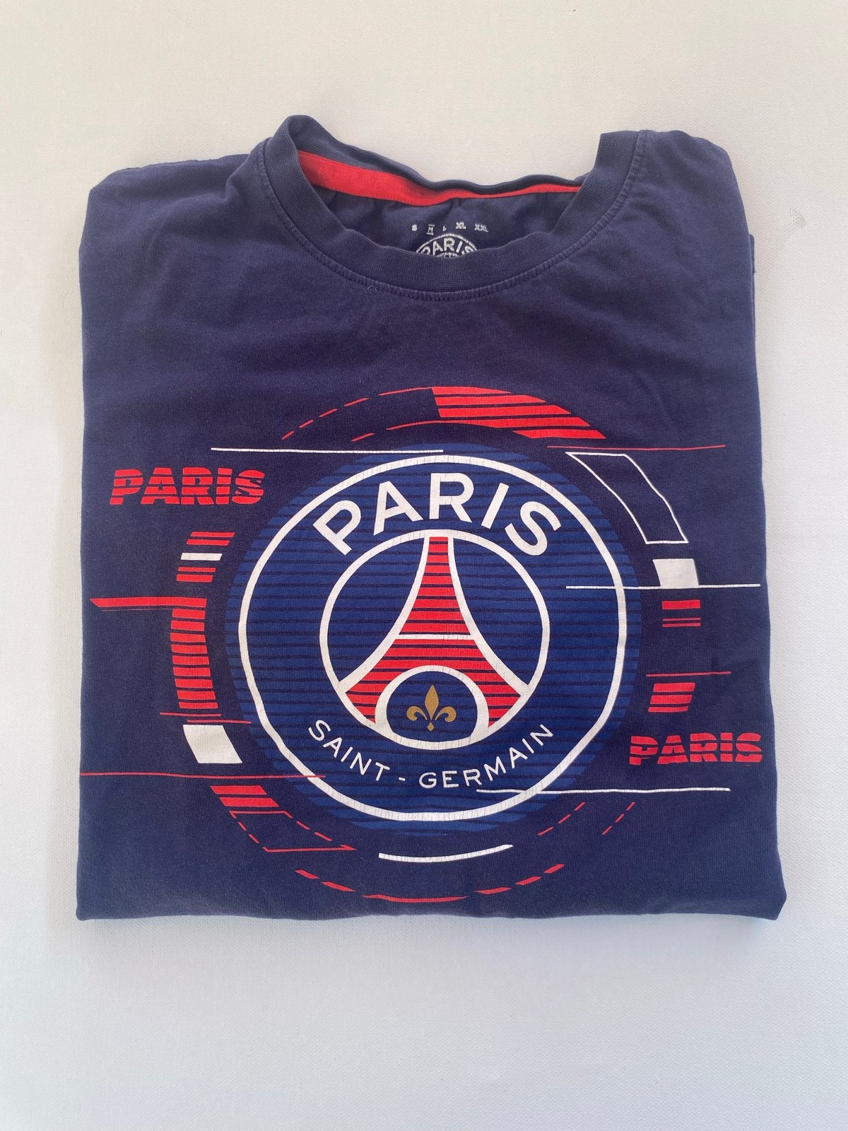 PSG T-shirt Maat M - Donkerblauw met Groot Logo, Ophalen of Verzenden, Zo goed als nieuw, Maat 48/50 (M), Blauw