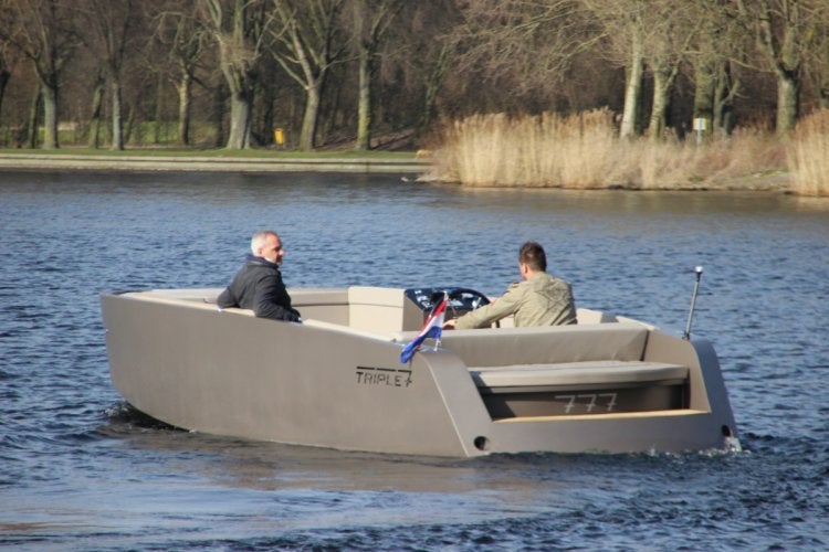 Triple 7 tender DE GROOTSTE SLOEPENSHOWROOM VAN NEDERLAND, Tender, Info@verschuurwatersport.nl, Diesel, 8 m