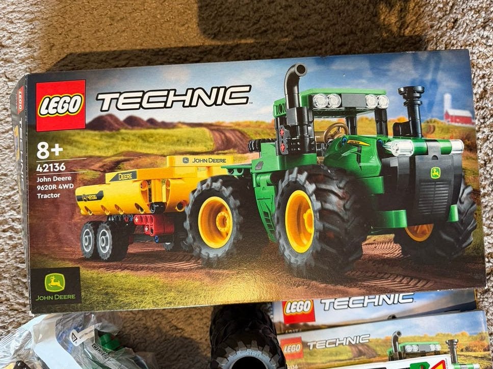 Nieuw LEGO Technic John Deere 9620R 4WD Tractor 42136, Ophalen of Verzenden, Nieuw, Overige merken