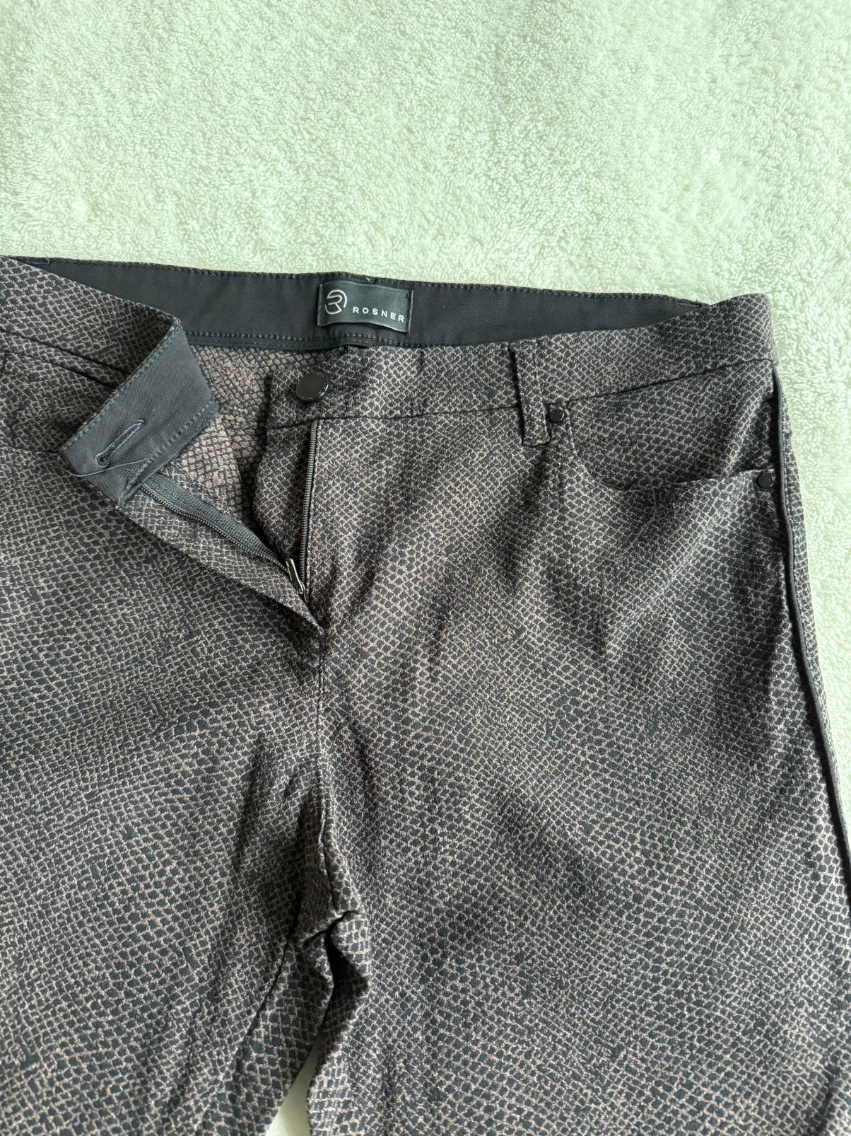Damesbroek lang merk rosner antonia mid waist skinny 42/32, Kleding | Dames, Bruin, Maat 42/44 (L), Ophalen of Verzenden, Zo goed als nieuw