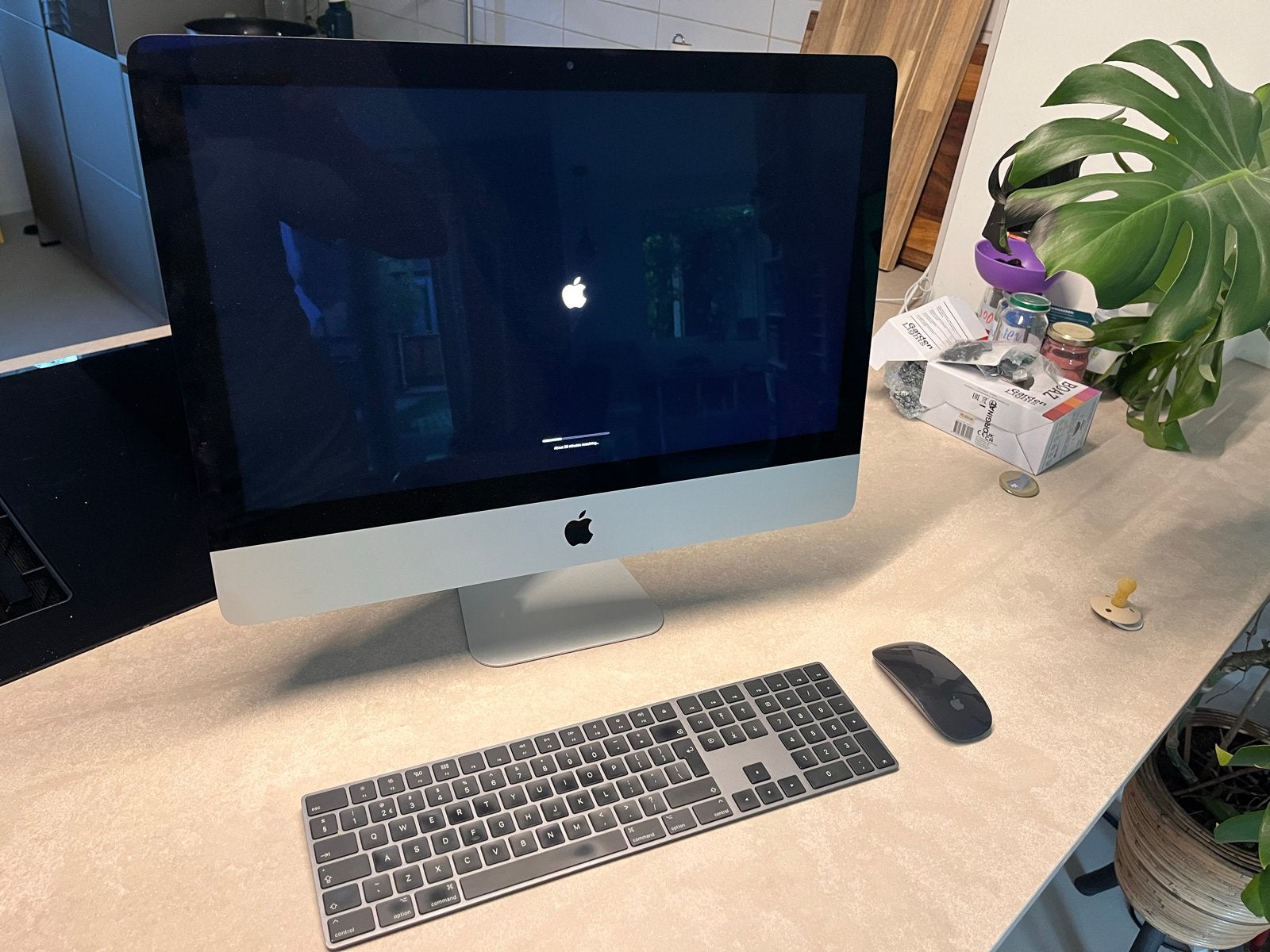 Apple iMac 21.5" Retina 4K (2019) met 250GB SSD, Computers en Software, Apple Desktops, Gebruikt, iMac, SSD, 3 tot 4 Ghz, 8 GB