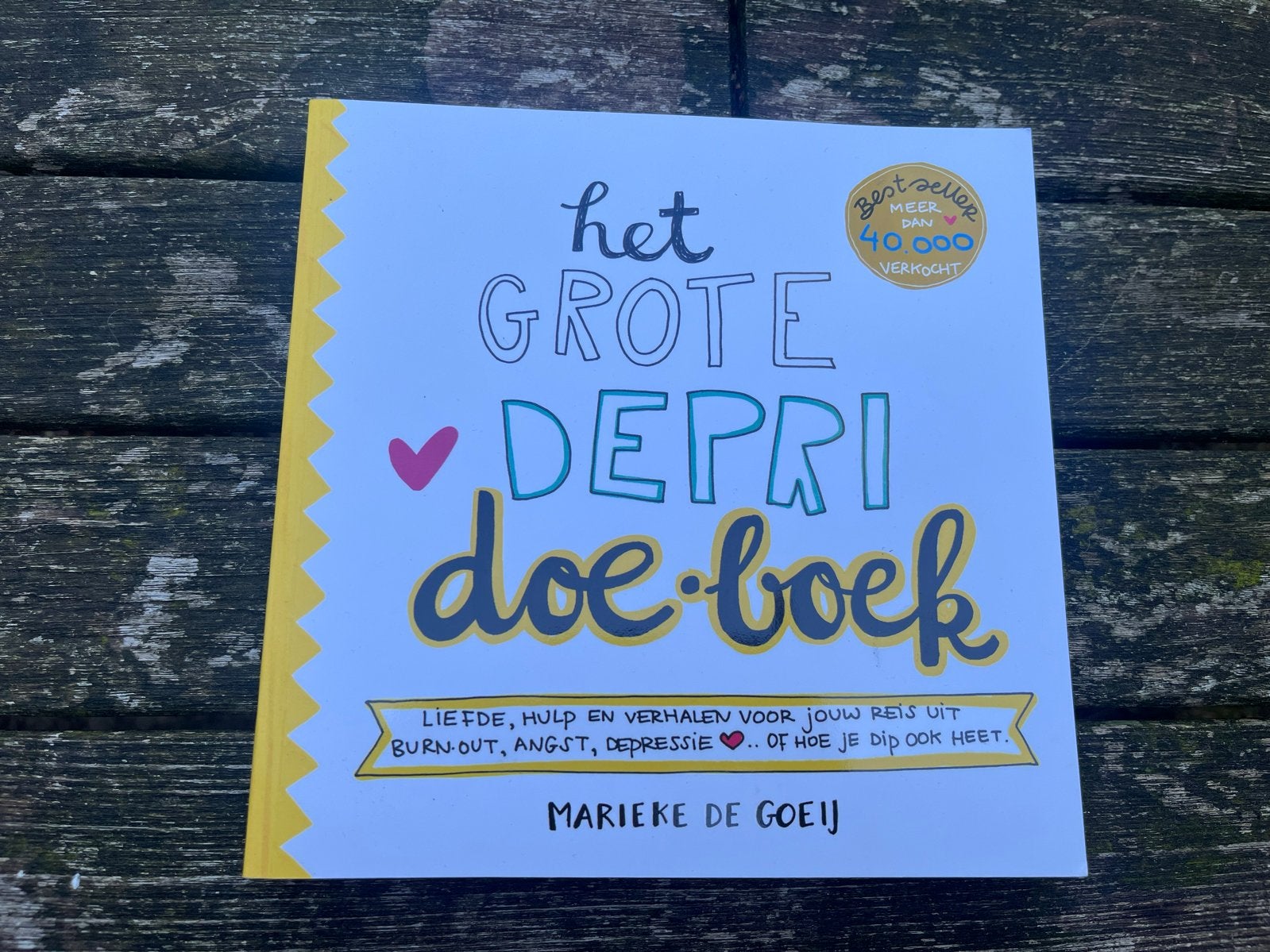 Het Grote Depri Doe-Boek - Marieke de Goeij, Ophalen of Verzenden, Zo goed als nieuw