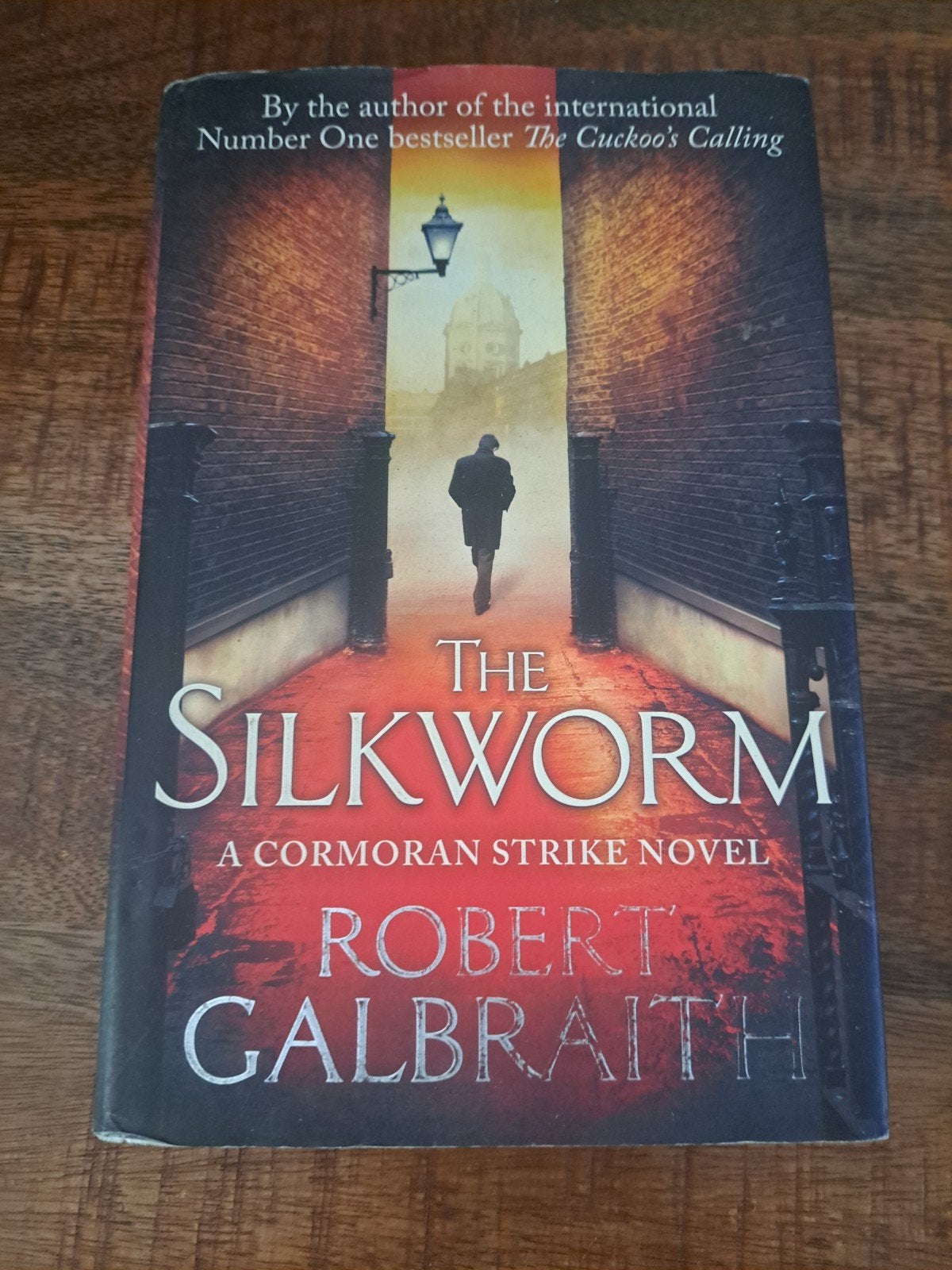 The Silkworm - Robert Galbraith (Cormoran Strike Novel), Ophalen of Verzenden, Gelezen, Robert Galbraith, Wereld overig