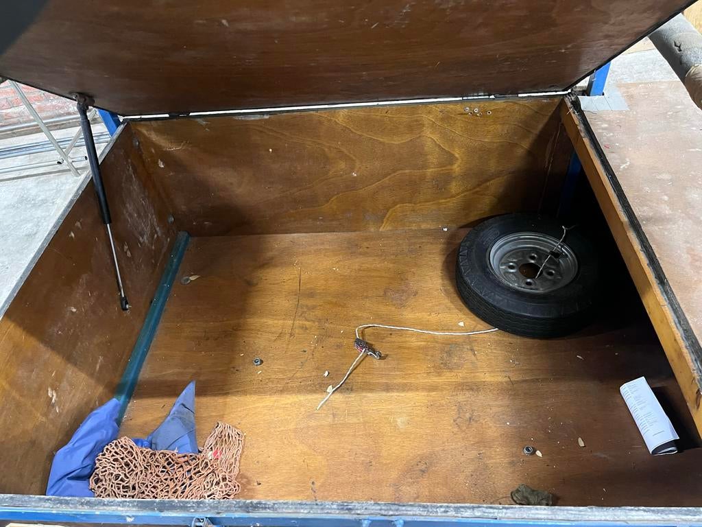 Compacte bagage aanhanger met reservewiel, Ophalen, Gebruikt