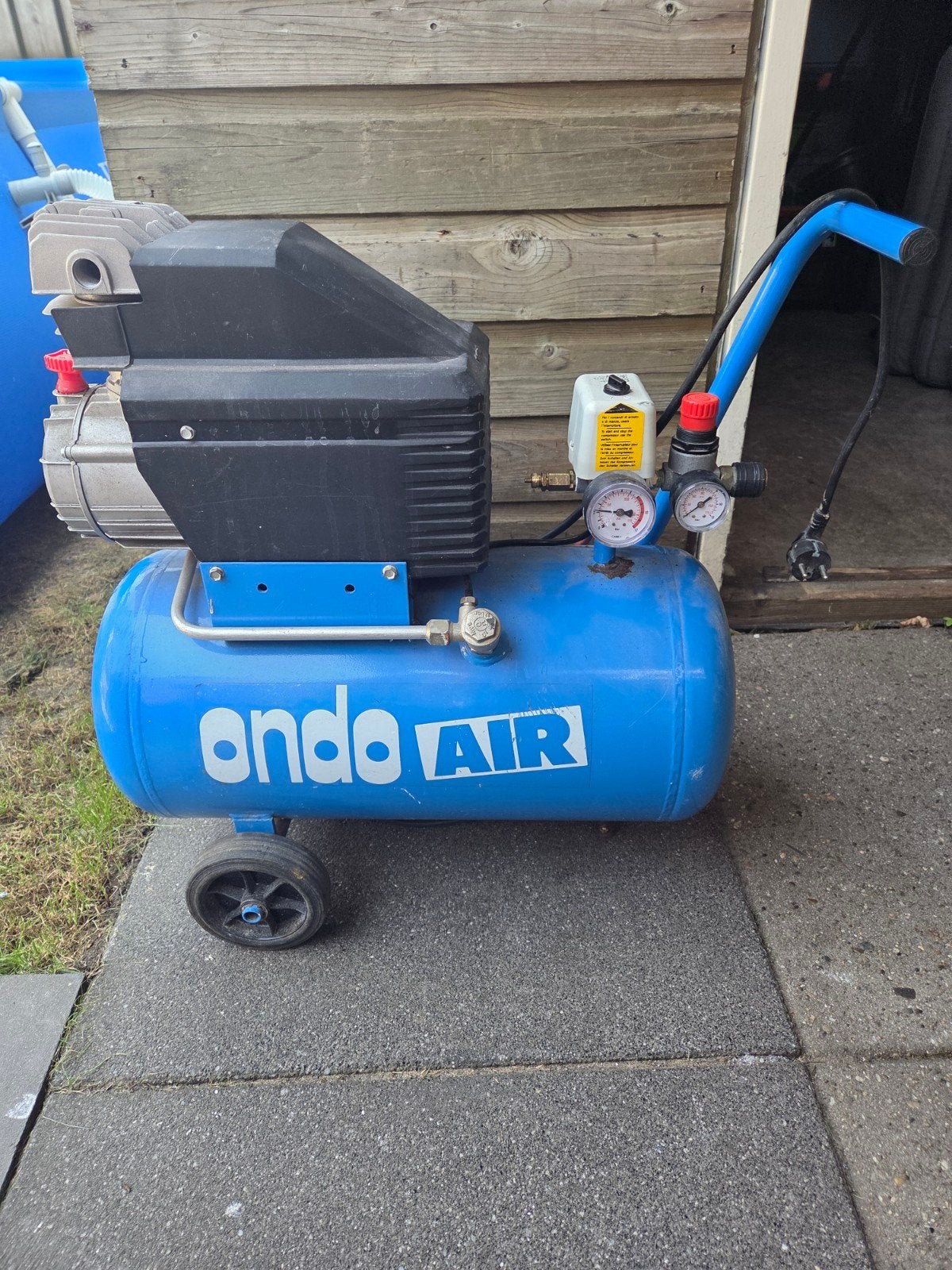 Ondo Air Compressor - Mobiel en Krachtig, Gebruikt, 6 tot 10 bar, Ophalen of Verzenden, 25 tot 100 liter