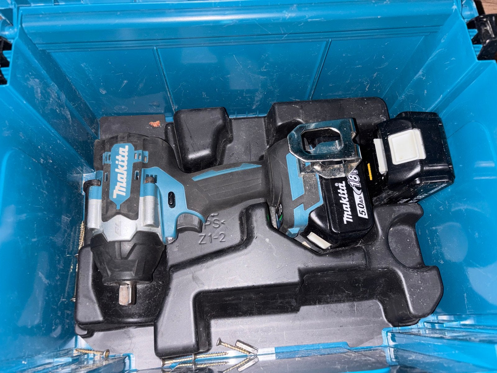 Makita Accu Slagmoersleutel 18V met 2 x 5.0Ah accu, Variabele snelheid, Overige typen, D, Ophalen
