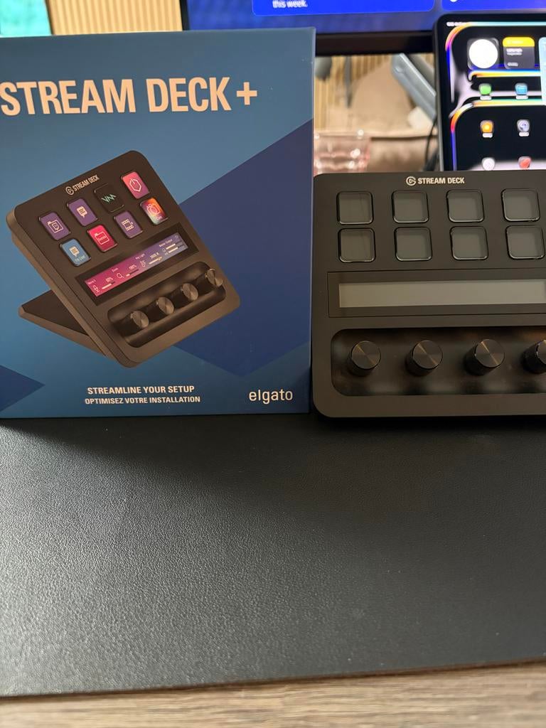 Elgato Stream Deck + met Elgato USB hub aan achterzijde ZGAN, Ophalen, Zo goed als nieuw