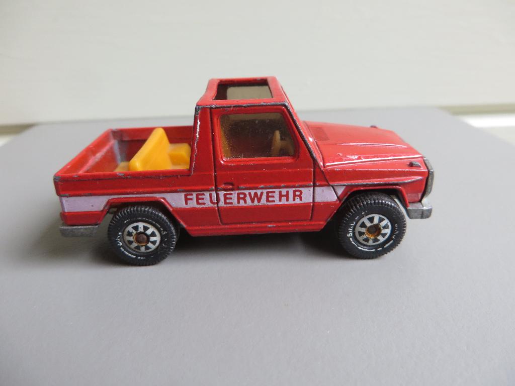Siku Mercedes Benz 280 GE FEUERWHER, Ophalen of Verzenden, Gebruikt, Auto