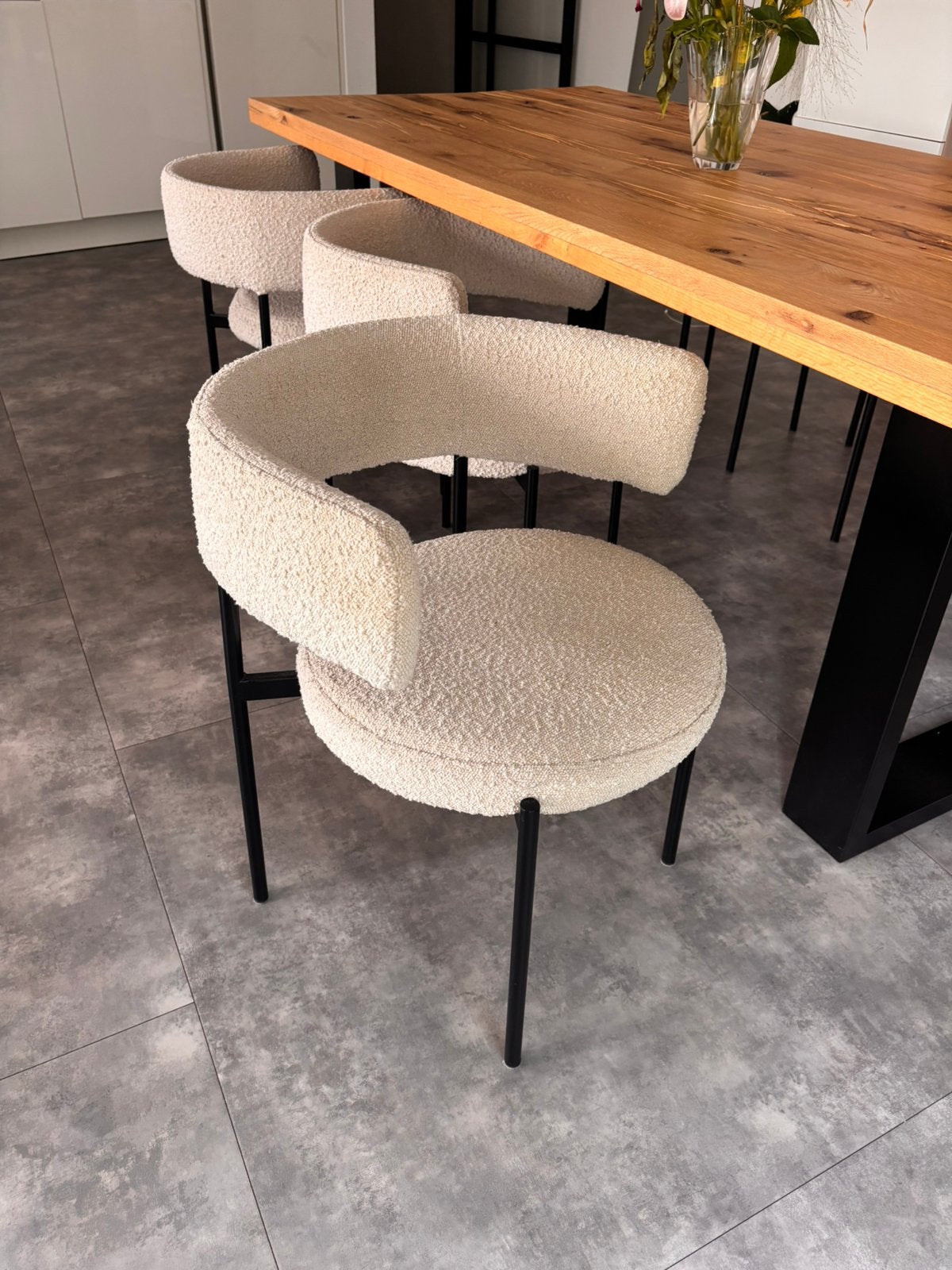Eettafel stoelen teddy 6 stuks (prijs per stoel) - zgan, Huis en Inrichting, Stoelen, Ophalen, Wit, Zo goed als nieuw, Stof