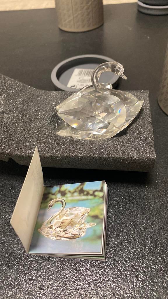Swarovski crystal zwaan groot incl doosje en certificaat, Ophalen of Verzenden, Nieuw, Figuurtje