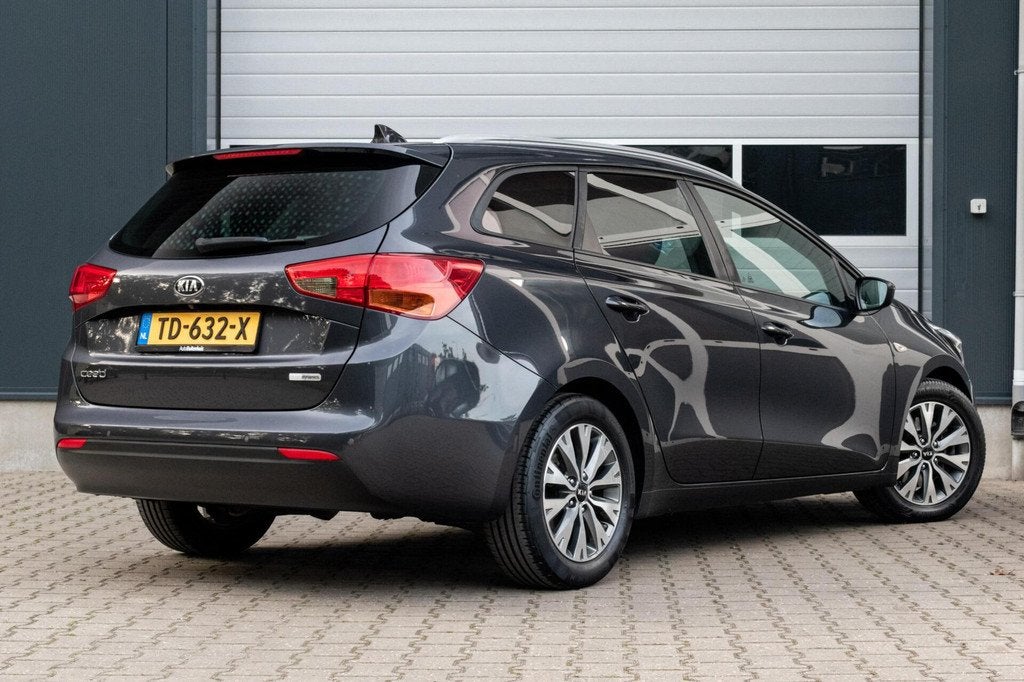 Kia cee'd Sportswagon 1.0 T-GDi ComfortPlusLine Navigator|1e, Voorwielaandrijving, Gebruikt, Euro 6, Origineel Nederlands