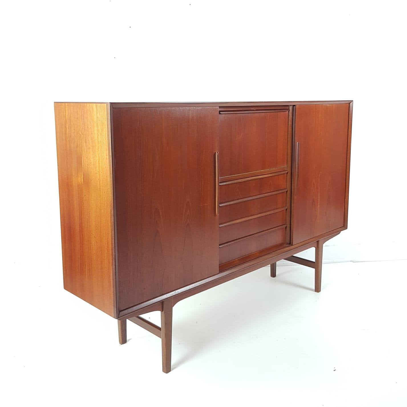 Vintage highboqrd | drankenkast | buffetkast teak, ., Vintage, Zo goed als nieuw, .