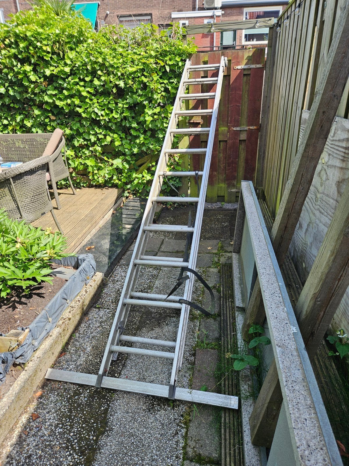 Altrex uitschuifbare ladder - 22 sporten - max 6 meter, Gebruikt, Ophalen of Verzenden, Ladder, Opvouwbaar of Inschuifbaar