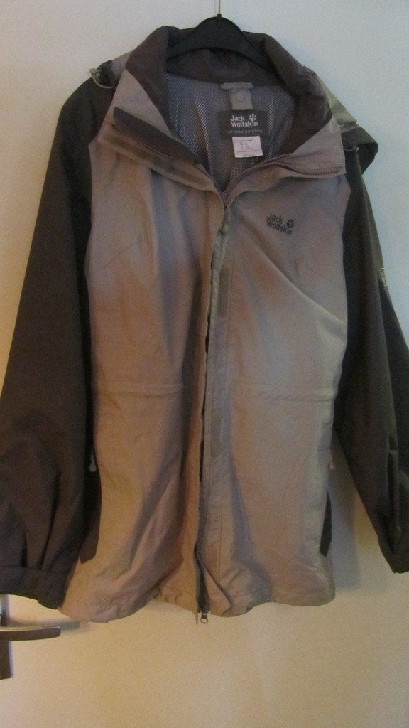 Jas Jack Wolfskin XL Grijs-Beige/Bruin-Grijs/NIEUW, Maat 46/48 (XL) of groter, Nieuw, Ophalen of Verzenden, Jack Wolfskin
