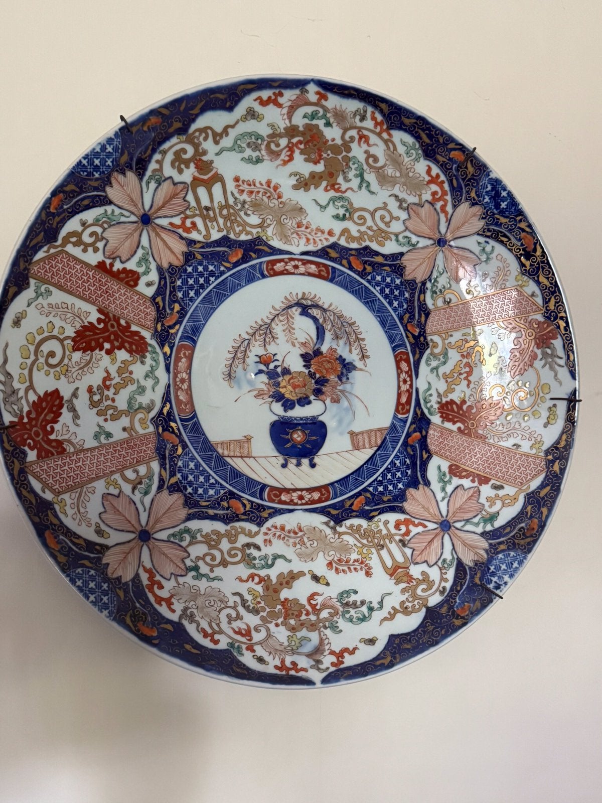 Antiek Petrus Regout Persian Wandbord met Bloemmotief, Ophalen