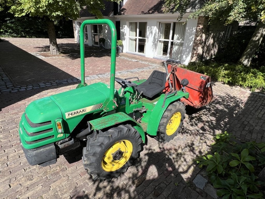 Ferrari System 26 compacttractor, Gebruikt, Tot 2500, Tot 80 Pk, Ophalen
