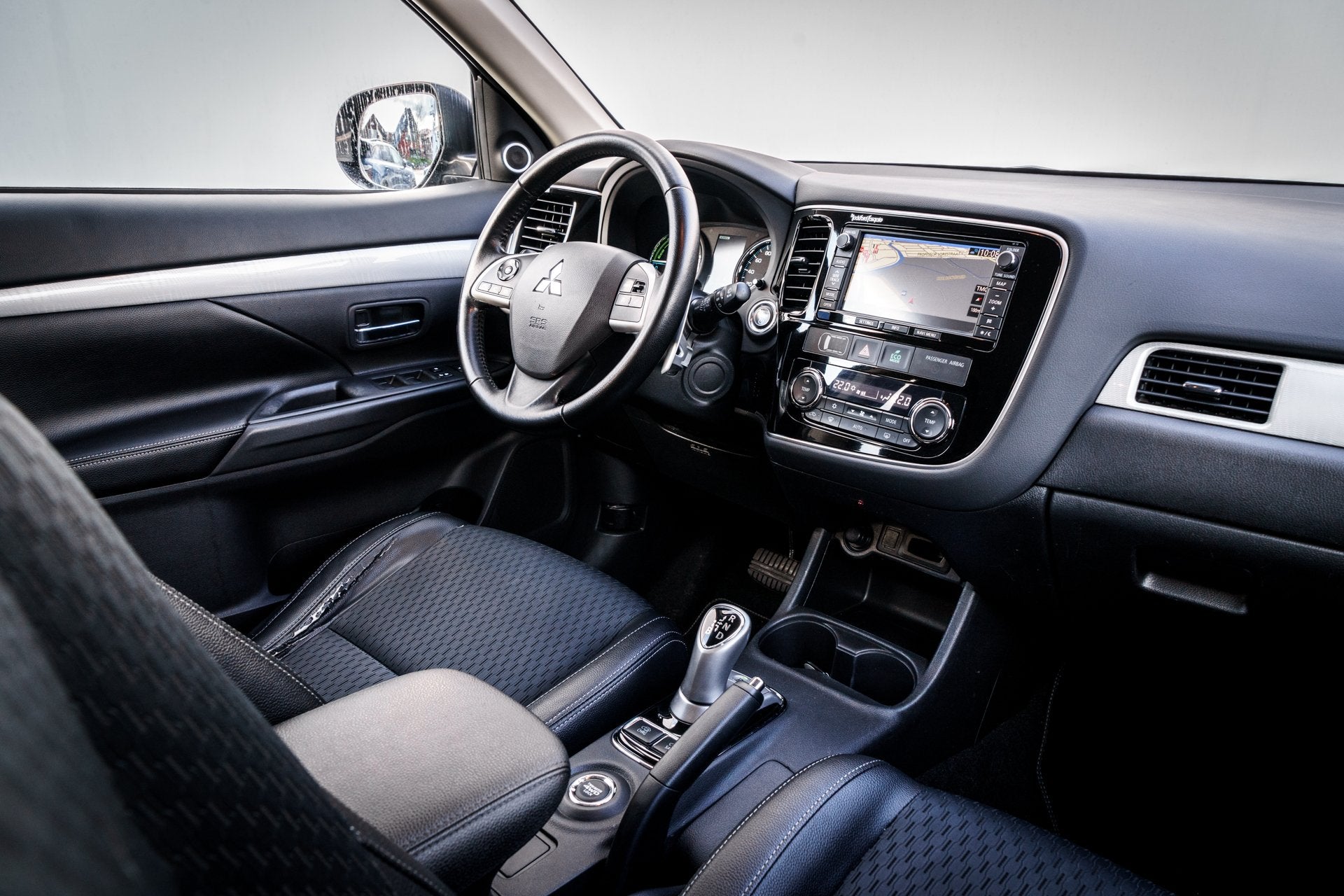 Mitsubishi Outlander 2.0 PHEV Executive Edition | 4 WD | Tre, Auto's, Zwart, 4 cilinders, Leder en Stof, Zwart