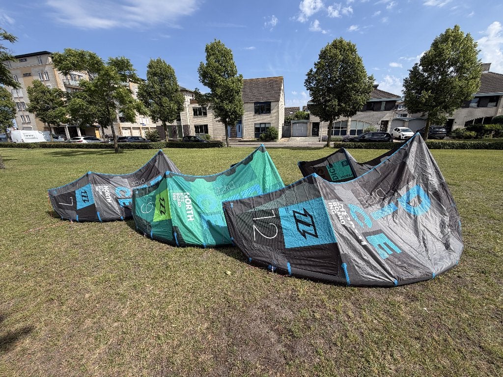 NORTH DICE 7/ 9/ 12 + DUOTONE SELECT 135, Watersport en Boten, Kitesurfen, Zo goed als nieuw, Kitesurf-set, 12 m², Twintip, Ophalen