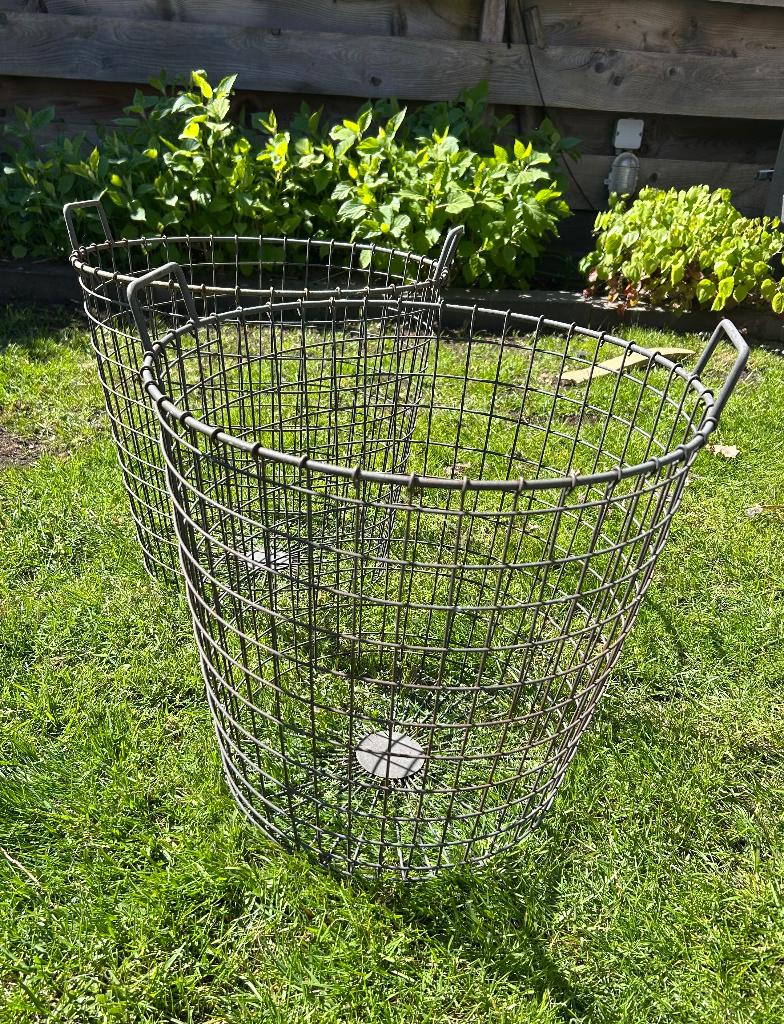 IJzeren draadmanden rond 2x, Ophalen, Overige materialen, Gebruikt, Mand