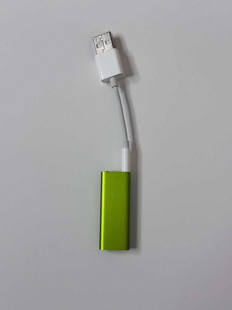 Apple iPod Shuffle 3e Generatie groen 2GB, Audio, Tv en Foto, Gebruikt, Shuffle, Ophalen of Verzenden, 2 tot 10 GB