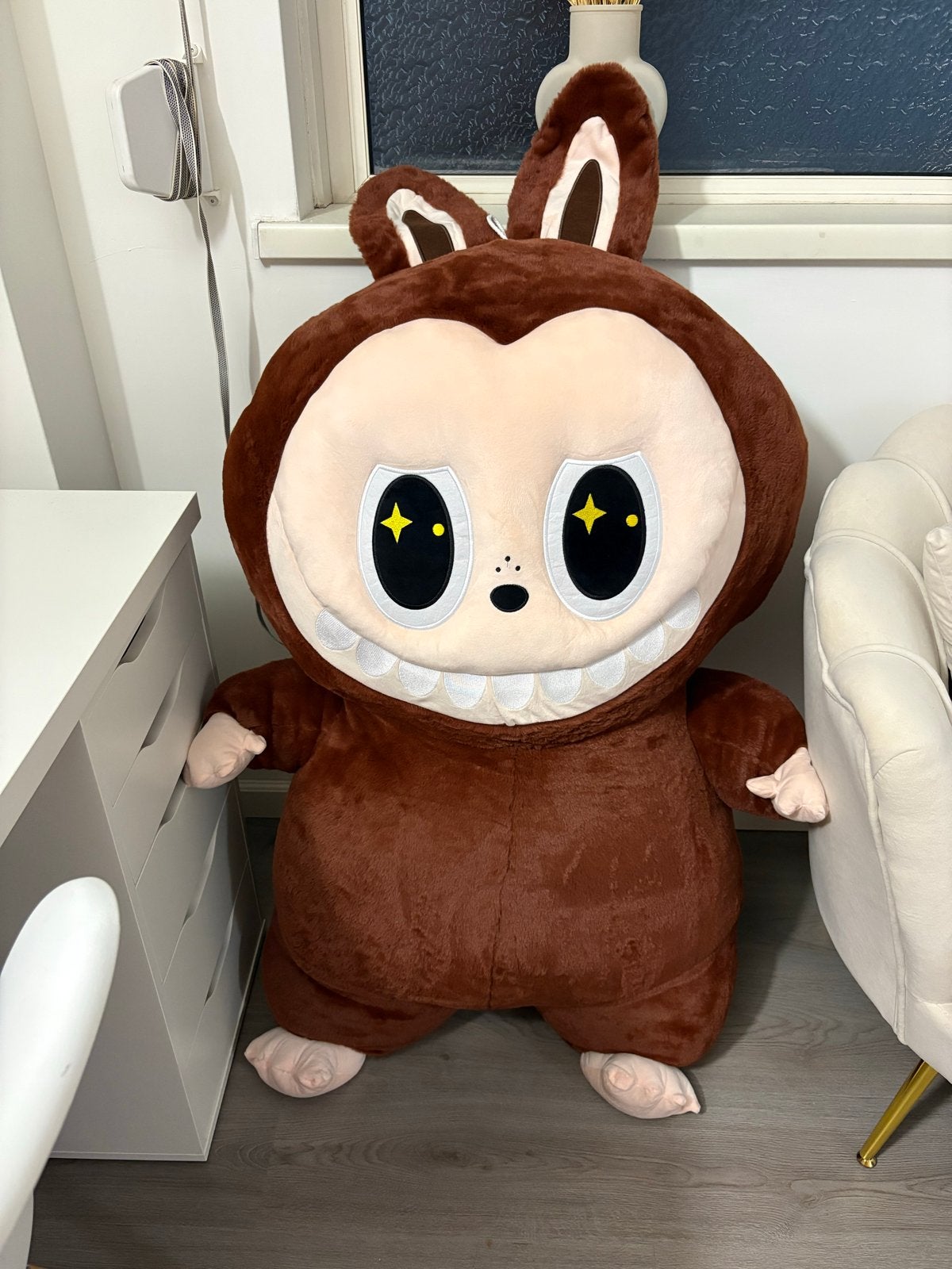 Mega  labubu knuffel - Groot formaat, Ophalen, Overige typen, Zo goed als nieuw, Bruin