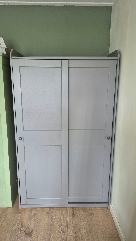 Ikea HAUGA kledingkast, Huis en Inrichting, Ophalen, Met deur(en), Gebruikt, 100 tot 150 cm
