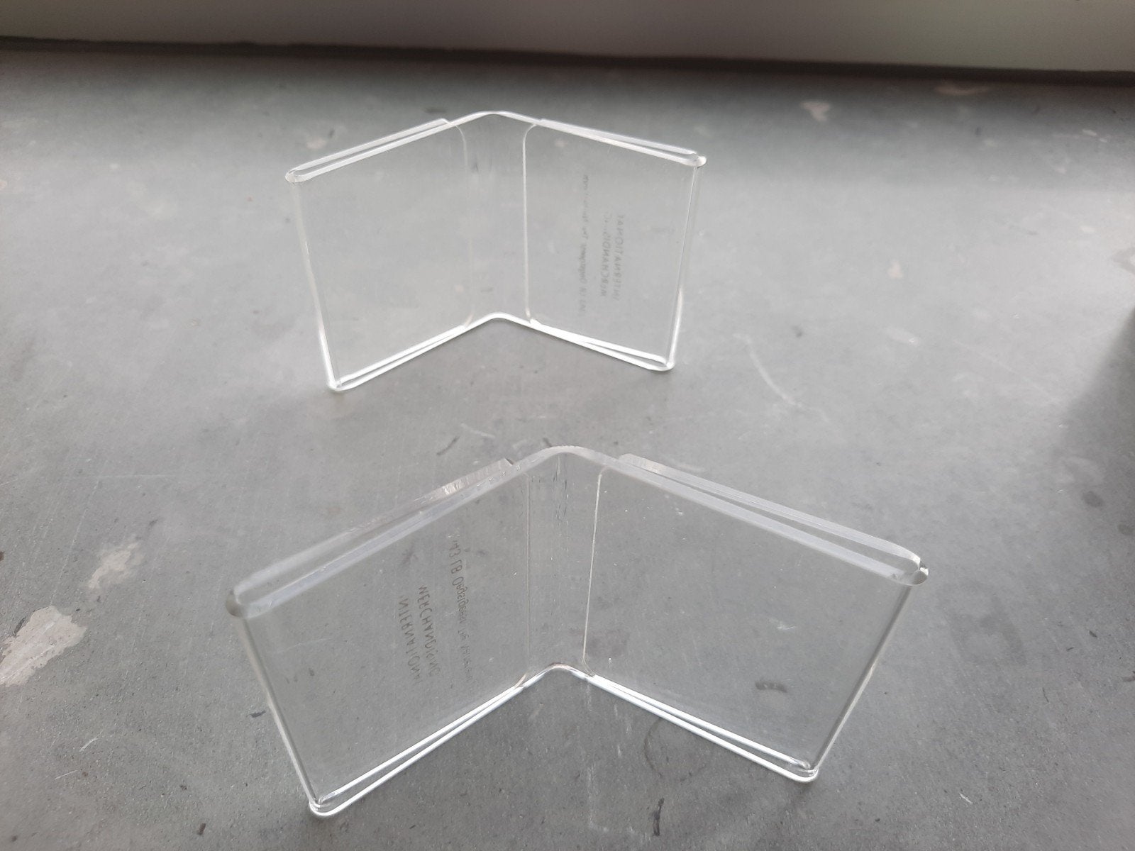2x Acryl fotolijst Paspoort foto formaat. NIEUW, Nieuw, Ophalen of Verzenden, Wissellijst, Voor meerdere foto's