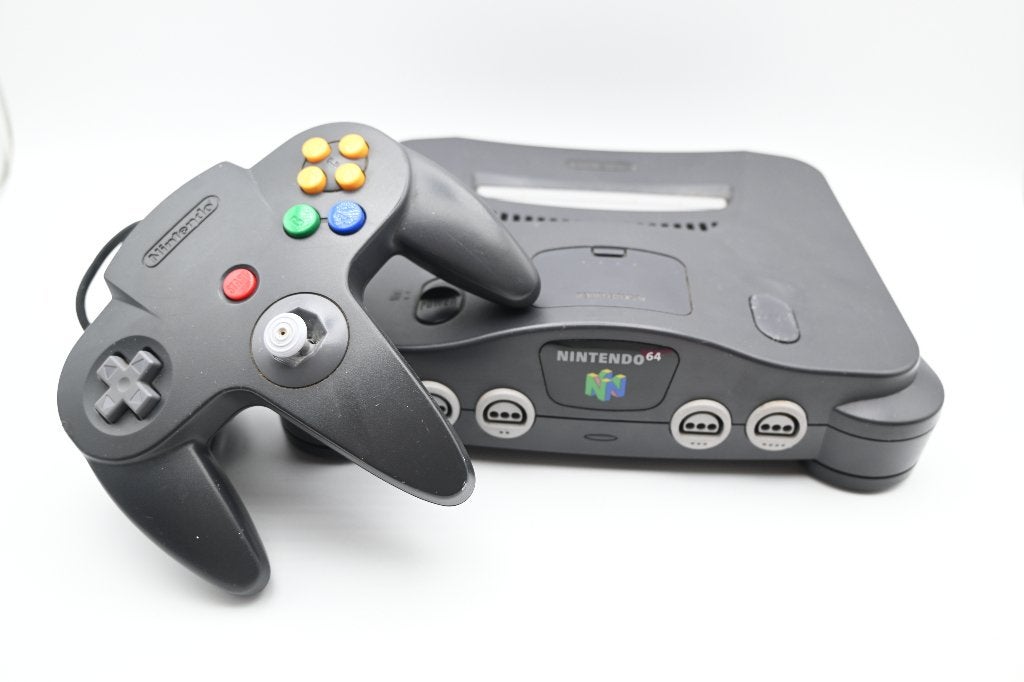 Nintendo 64 + 1 controller en kabels, Gebruikt, Ophalen of Verzenden, X, Info@buy-sell.nl