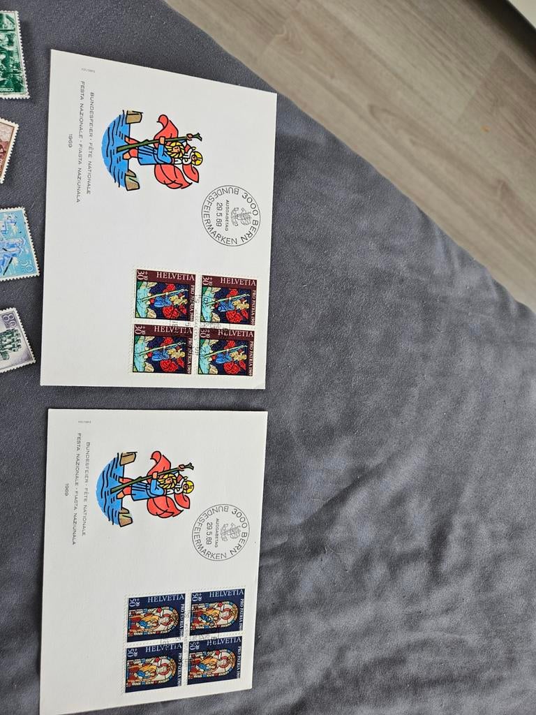 Diverse postzegels en eerstedagenveloppen, Ophalen of Verzenden