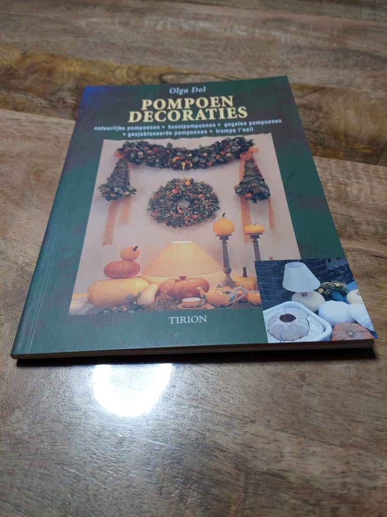Pompoen Decoraties - Olga Dol (Tirion), Ophalen of Verzenden, Gelezen, Overige onderwerpen, Olga Dol