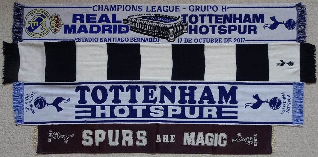 sjaal Tottenham Hotspur, Ophalen of Verzenden, Zo goed als nieuw, Buitenlandse clubs, Vaantje of Sjaal