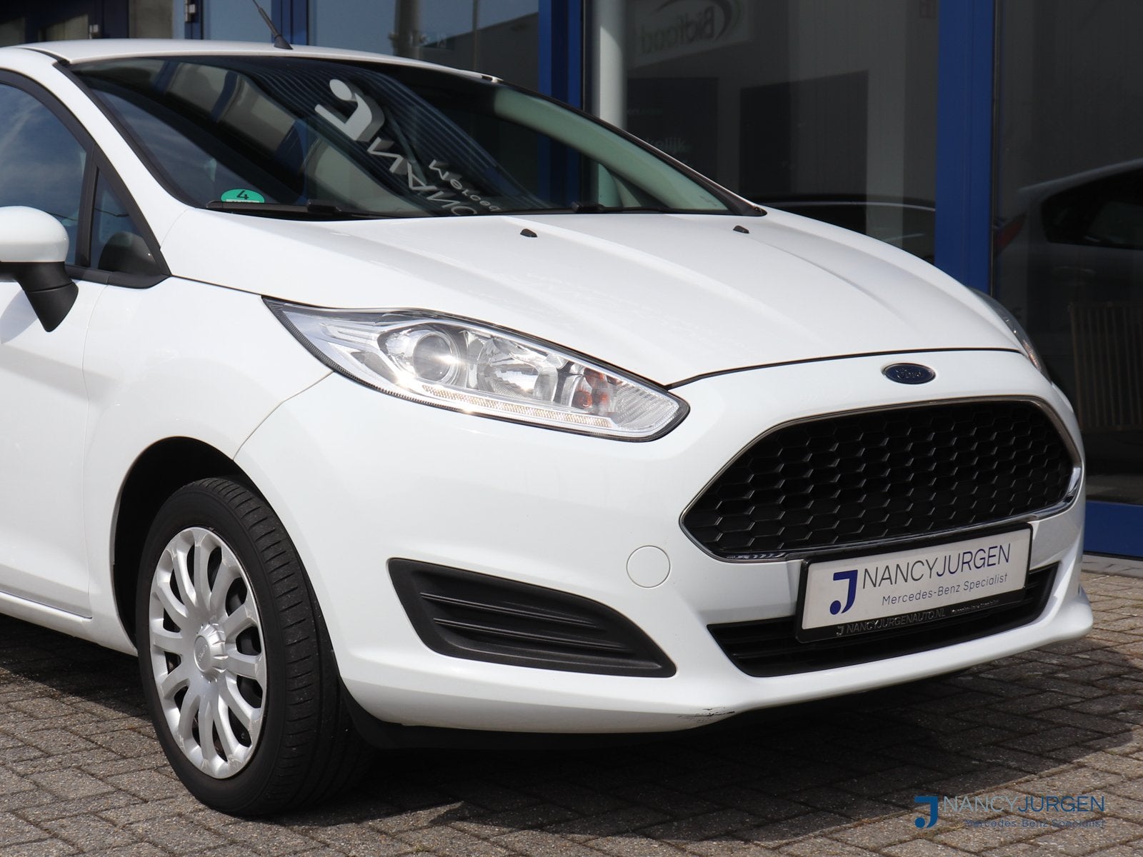 Foto 10 van Ford Fiesta 1.0 Style | Essential | Airco | Navi | Bluetooth