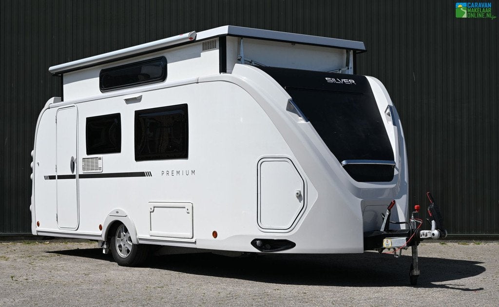 Trigano Silver Premium 450 LJ|Mover|Enkele bedden|Luifel, Trigano, Rondzit, Bedrijf, Kachel