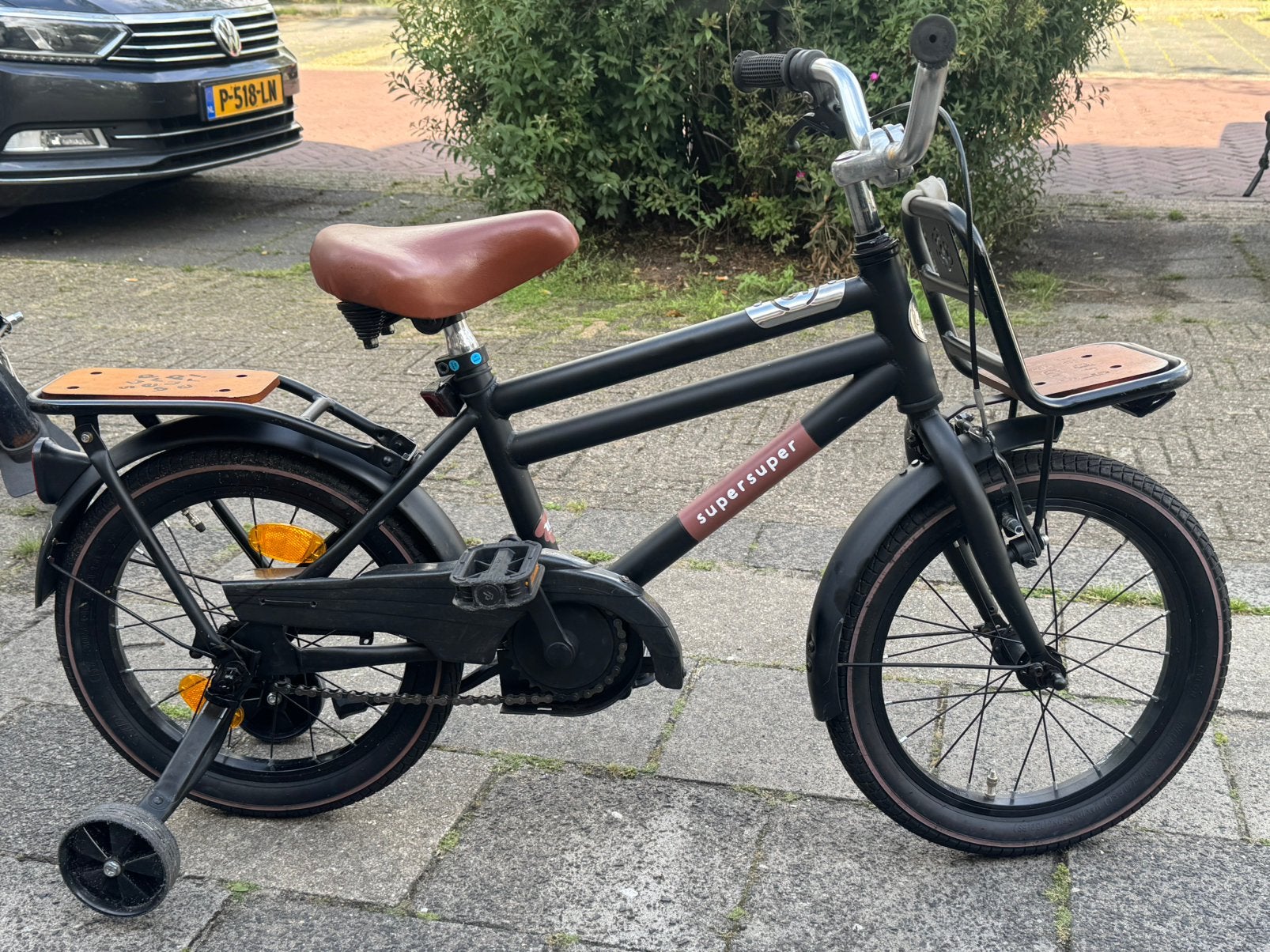 Super kinderfiets met terugtraprem maat 14 inch bij Mak Fietscentrum