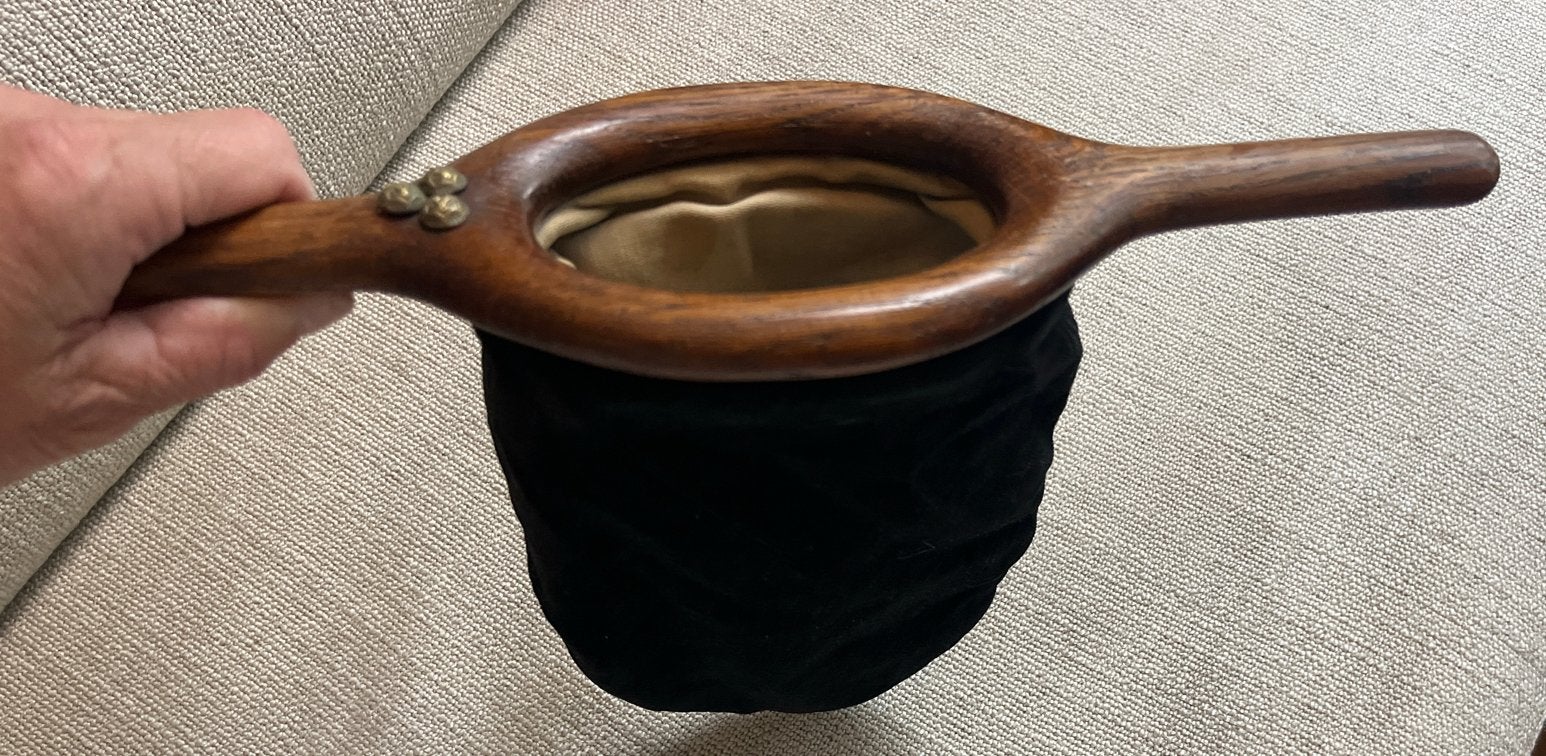 Oude Collectezak Zwart Fluweel met Houten Handvaten, Ophalen of Verzenden