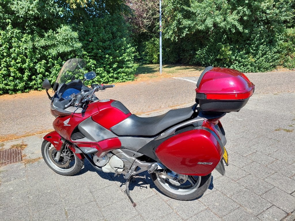 Honda Deauville NT700V ABS | 2009 | 184.020 km | 2e eigenaar, Motoren, Motoren | Honda, 2 cilinders, Particulier, Meer dan 35 kW