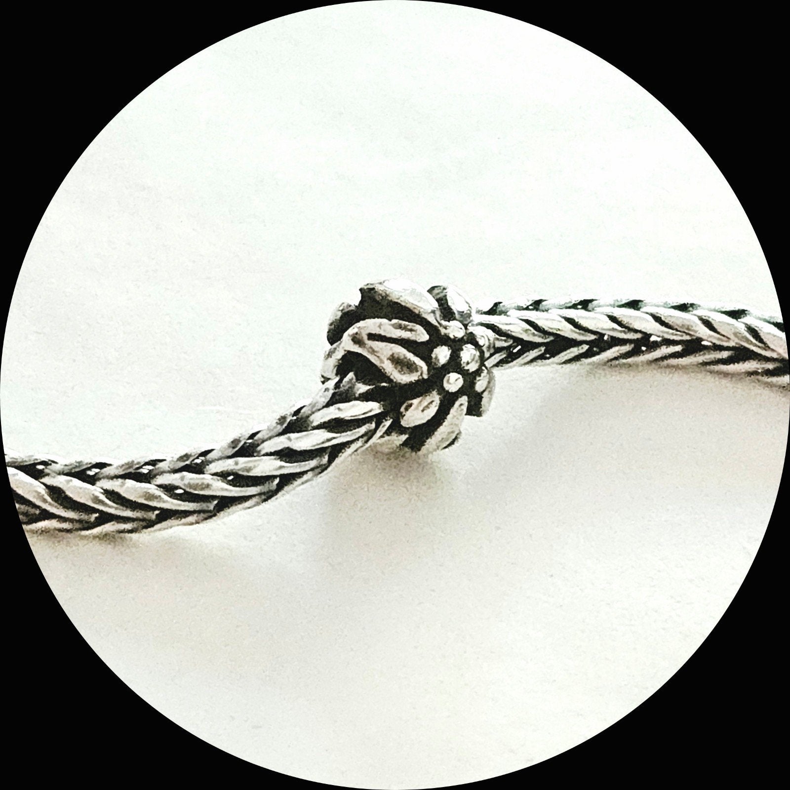 Trollbeads Bergbloem TAGBE-10012 / retired, Gebruikt, Ophalen of Verzenden, Trollbeads, 1 bedel